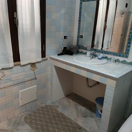 Guest house Santeodorohouse E *