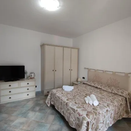 Santeodorohouse E San Teodoro (Sardinia)